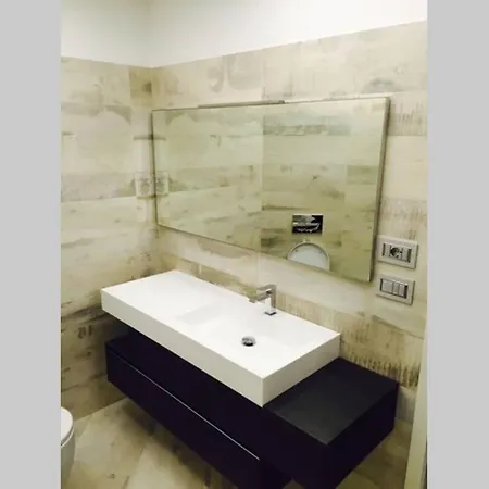 Apartamento Loft Incantevole In Pieno Centro Con Garage